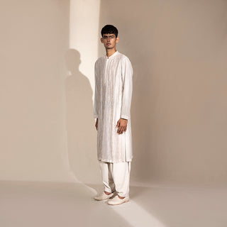 Pastel aari embroidery kurta with tonal textured back and sleeves.  #menswear #kurta #doriembroidery #menskurta #abhisheksharma