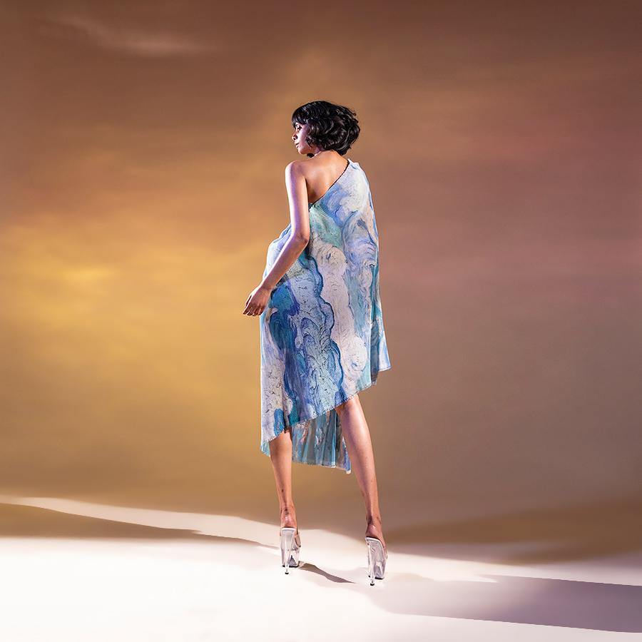very modern dress Printed Pleated One Off Shoulder Dress