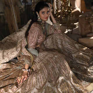 Royal vintage-inspired embellished lehenga – timeless bridal ensemble, bridal lehenga set