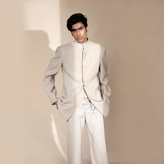 Men's ivory chevron Bandhgala with curved hem and abstract textured shirt – refined Indian occasionwear